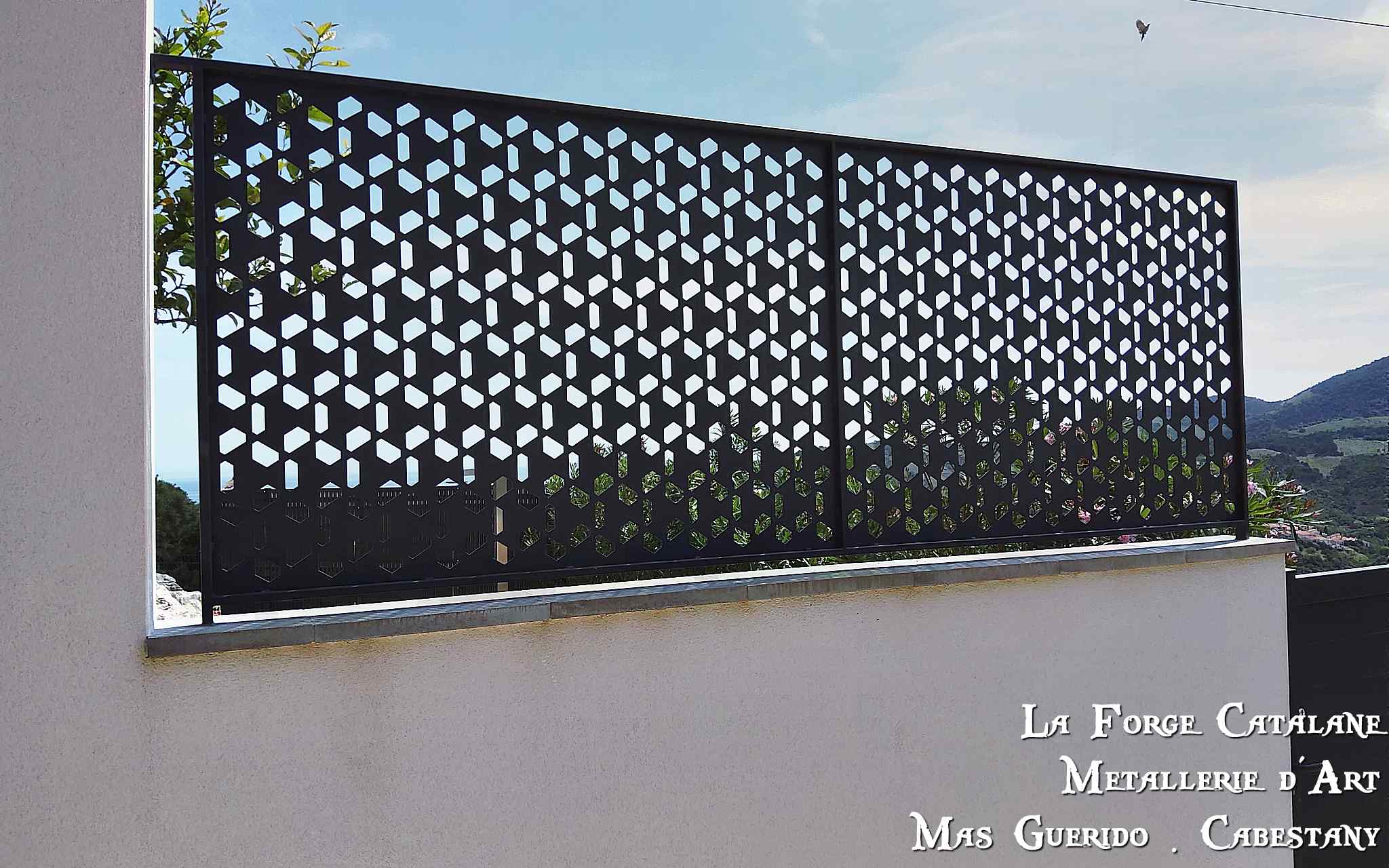 brise vue en decoupe laser forge catalane.jpg